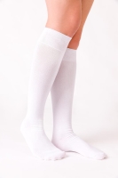 bawełniane-podkolanówki-steven-białe-gładkie-072-78a.jpg