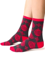 Skarpety świąteczne damskie Steven 136/099 wzór bombki