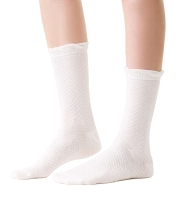 Bawełniane skarpety damskie ażurowe z falbanką Steven Comet 066-3D kolor biały