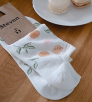 skarpetki stopki damskie w pomarańcze Steven 017-029 Planeta ziemia kolor ecru