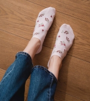 Bawełniane stopki damskie w kwiatki Steven 017-031 Planeta ziemia kolor różowy