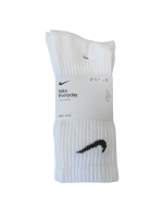 orginalne skarpety sportowe Nike Everyday Cushion Crew 3 pary białe SX 7664 100 skarpety sportowe Nike Nike skarpety do biegania skarpety treningowe Nike skarpety Nike na siłownię skarpety sportowe męskie Nike