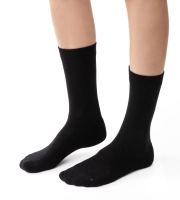 Skarpety damskie z wełny merynosów z frottą w stopie Steven merino 130 kolor czarny