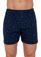 Granatowe luźne bokserki męskie Cornette Comfort 002-342 w wzór żaglówki