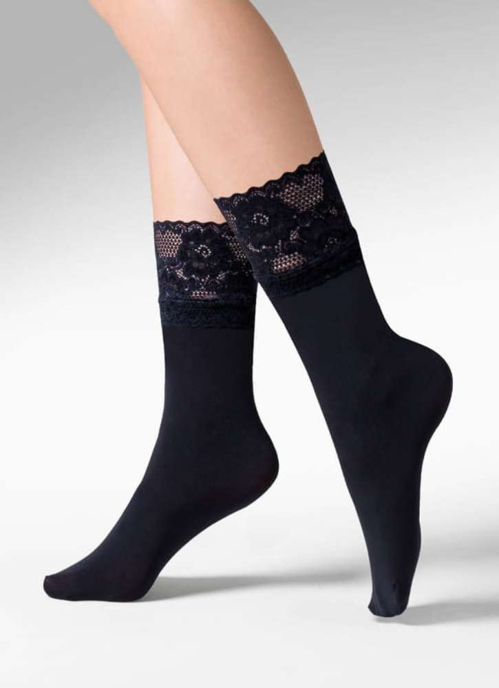Skarpetki damskie z mikrofibry z koronką Gabriella Nina 686